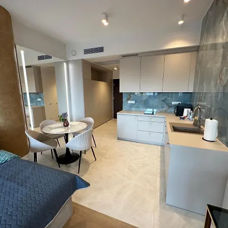 Hanza Tower Blue Bay * 什切青