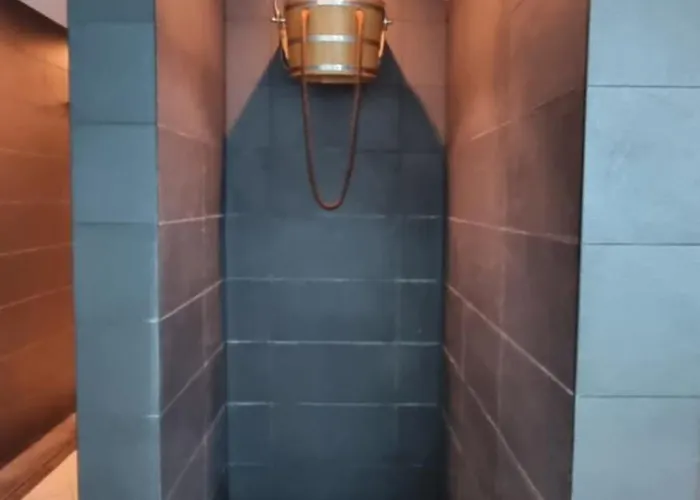 Hanza Tower Blue Bay