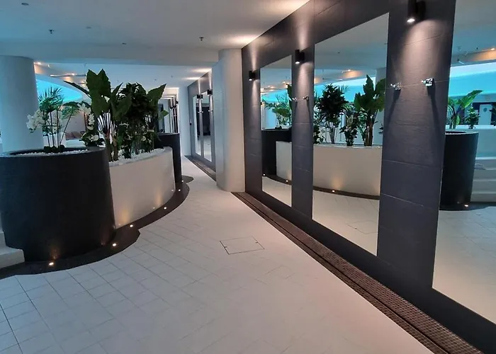 Apartment Hanza Tower Blue Bay